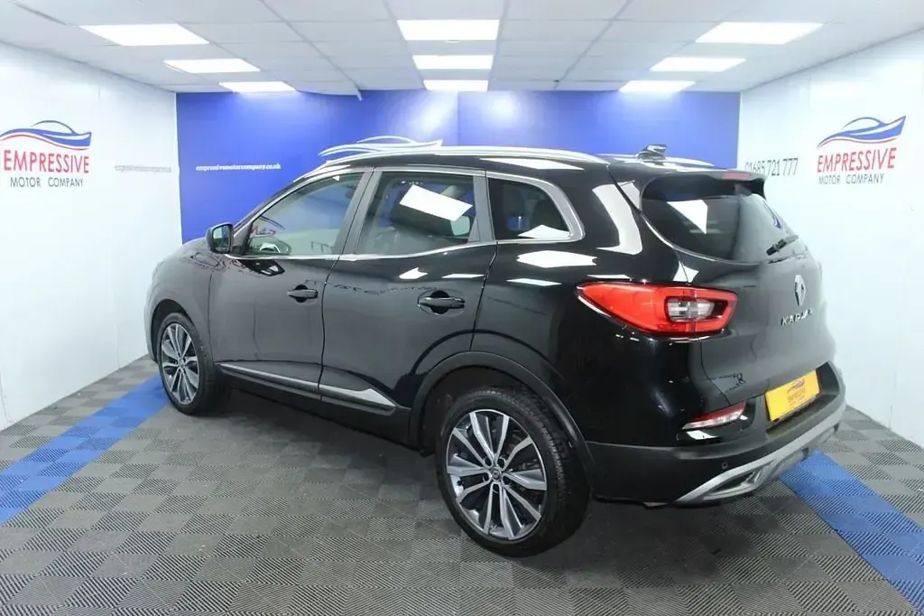 Second-hand Renault Kadjar Version S 115 CP (84 kW) 2020 Negru SUV