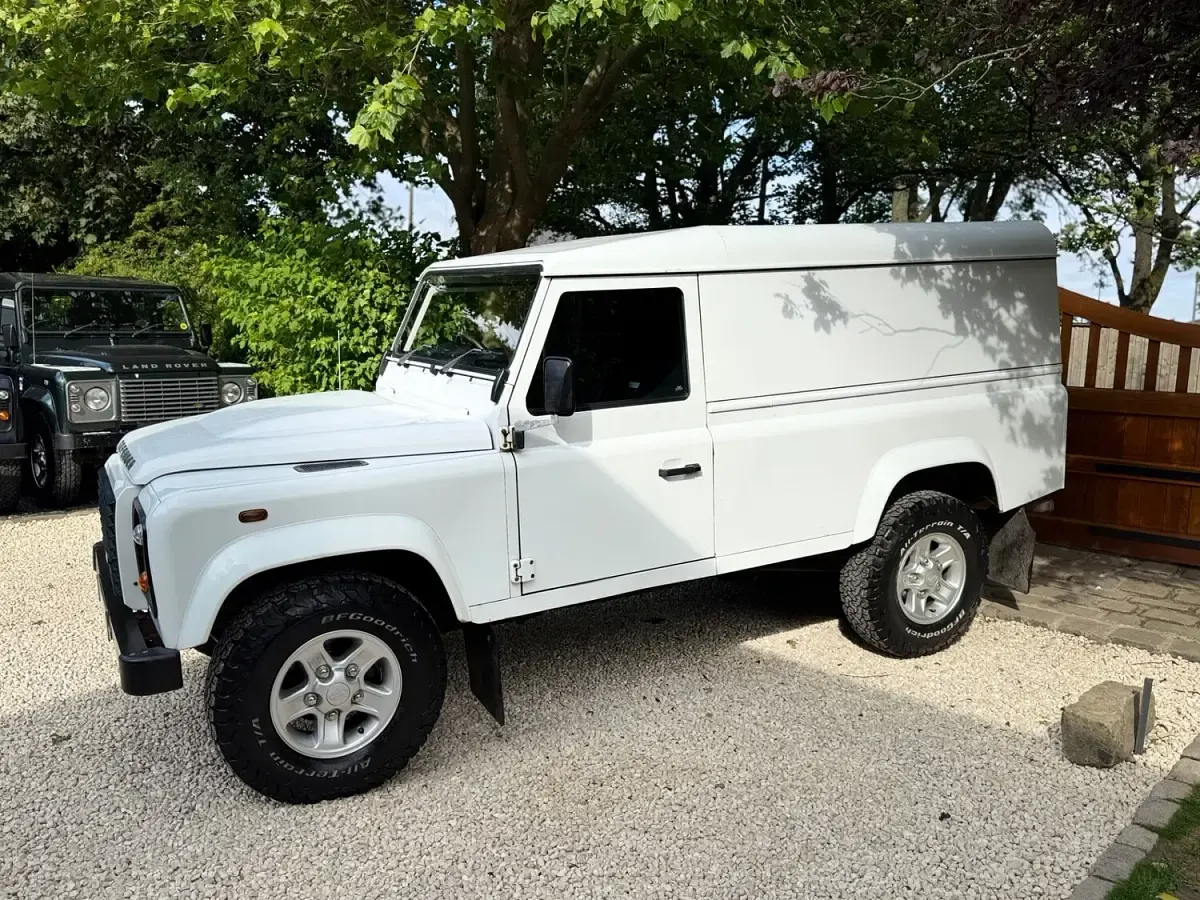 Used Land Rover Defender 2016 White SUV