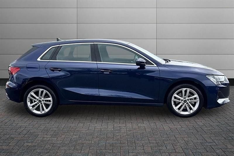 Used Audi A3 e-tron Sport 204 HP (150 kW) 2025 Navarra blue Hatchback