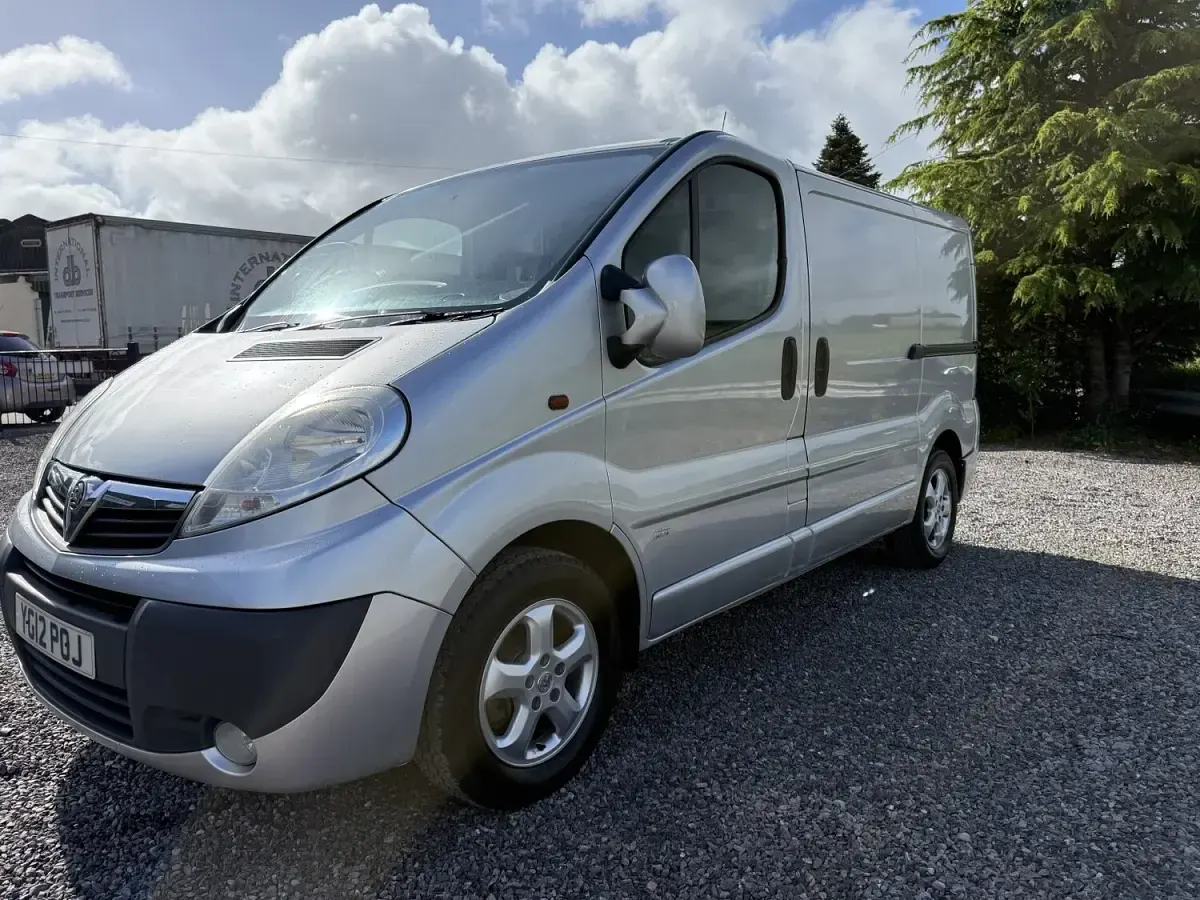 Used Vauxhall Vivaro Sportive 2012 Silver MPV