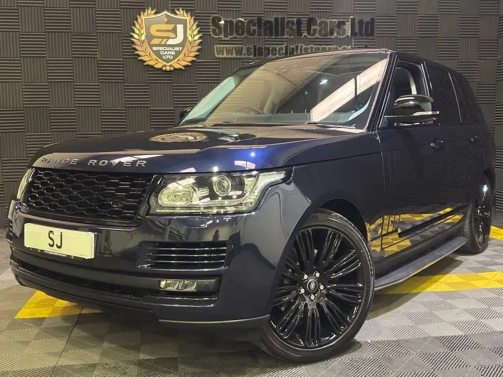 Used Land Rover Range Rover Vogue 258 HP (189 kW) 2017 Blue SUV