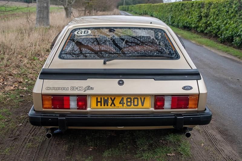 Used Ford Capri Ghia 1979 Gold Coupe