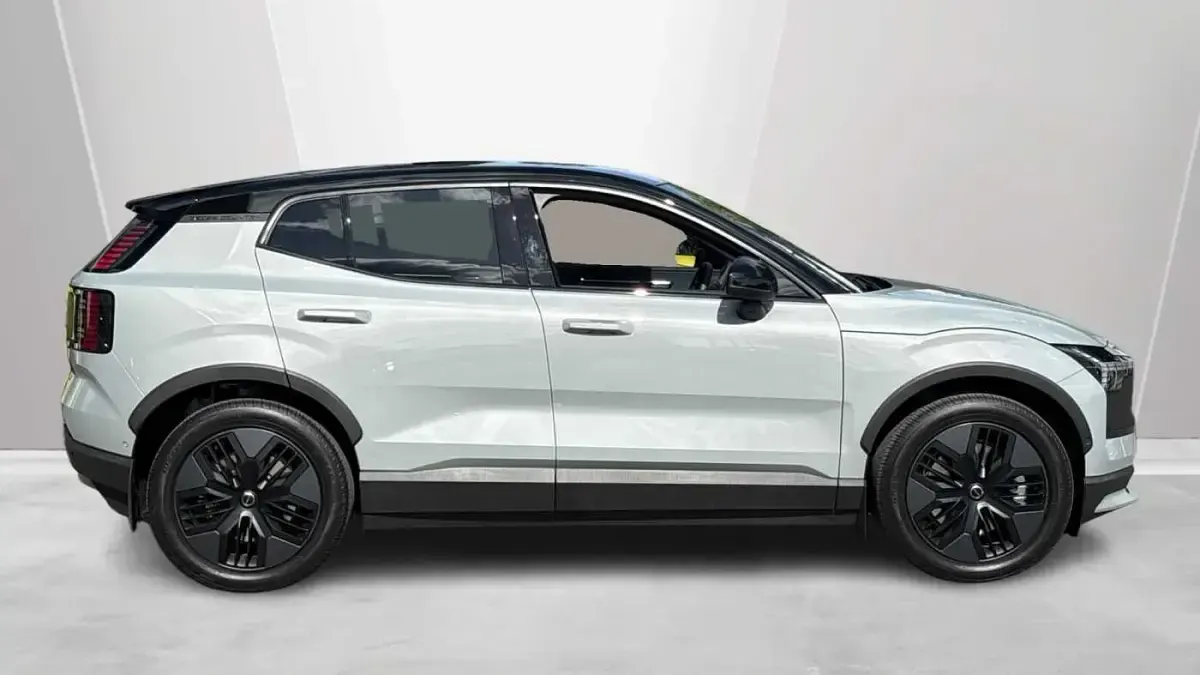 Used Volvo EX30 Performance 310 kW (422 HP) 2026 SUV