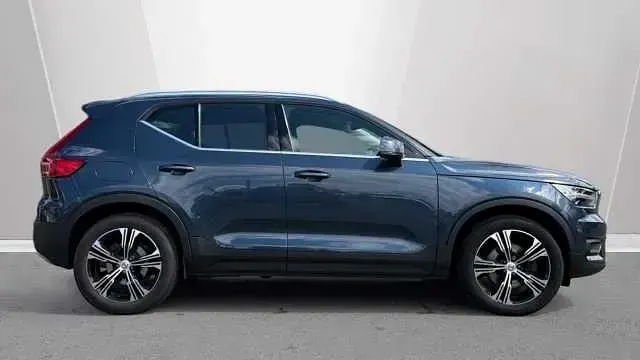 Used Volvo XC40 Inscription 194 HP (142 kW) 2021 SUV