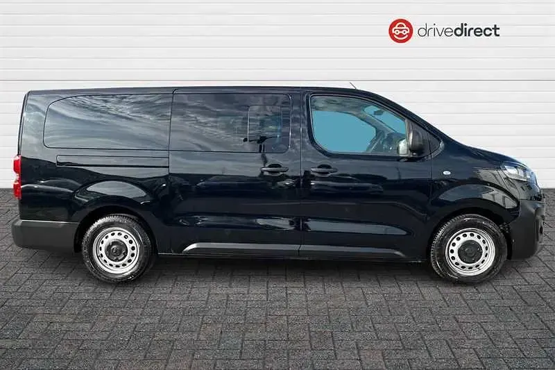 Used Vauxhall Vivaro 100 kW (136 HP) 2023 Black MPV