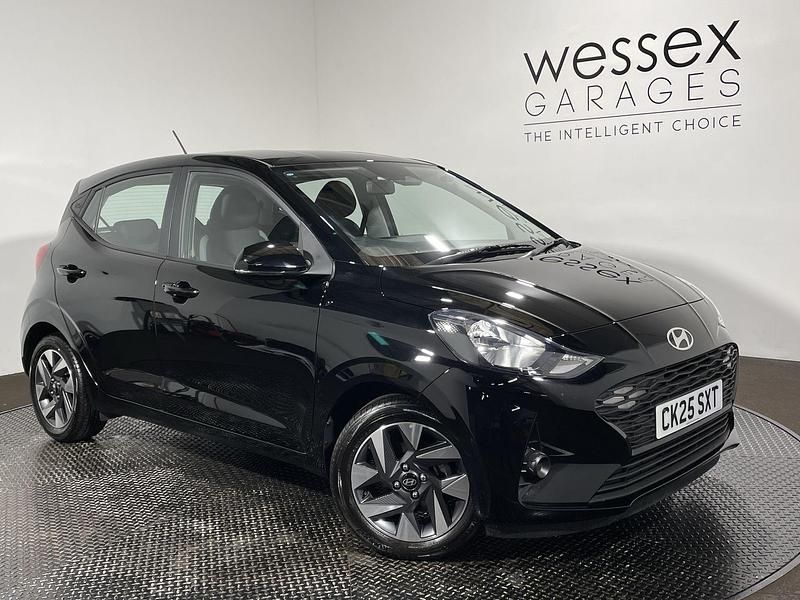 Used 2025 Hyundai i10 Advanced Hatchback | £14,600 (Fair price) - Image 1/1