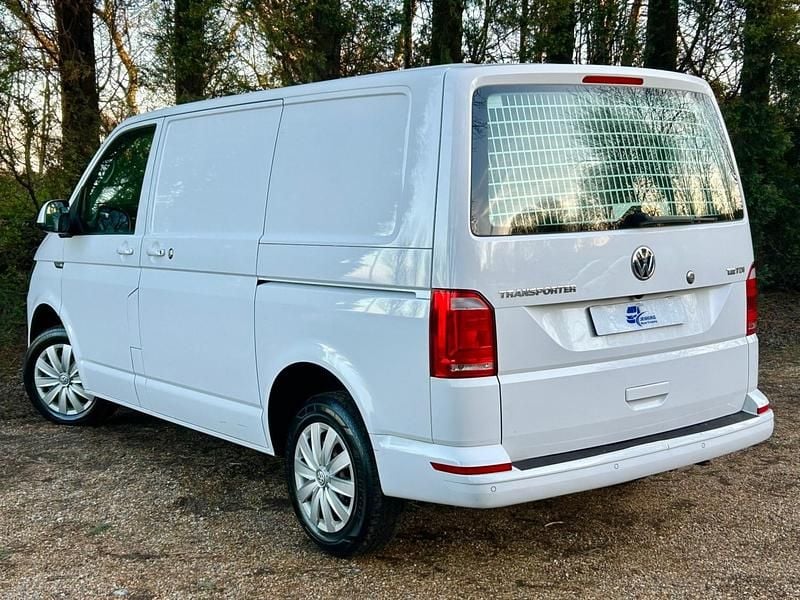 Used VW T6 Trendline 150 HP (110 kW) 2017 White Van