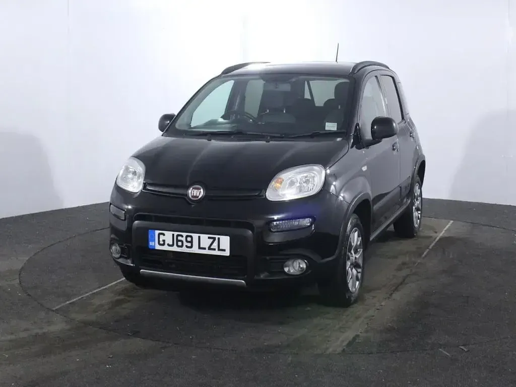 Used Fiat Panda 4x4 S 90 HP (66 kW) 2019 Black Hatchback