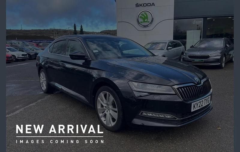 Used Skoda Superb SE L 150 HP (110 kW) 2022 Black magic pearl effect Hatchback