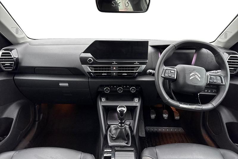 Used Citroën C4 PureTech 2021 White Hatchback