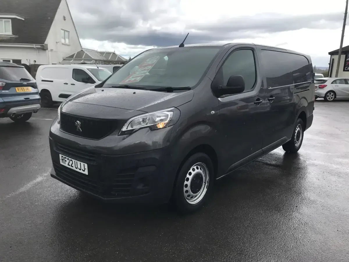 Second-hand Peugeot Expert Premium 2022 Gri Van
