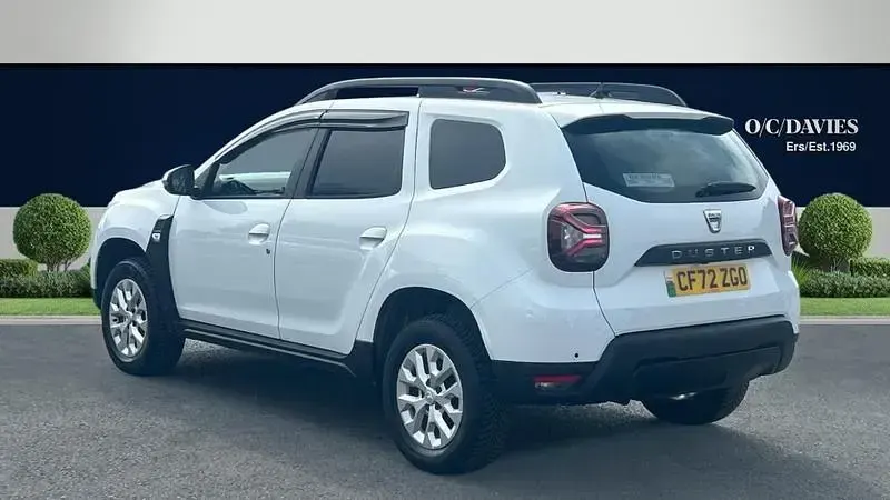 Used Dacia Duster Comfort 115 HP (84 kW) 2023 White SUV