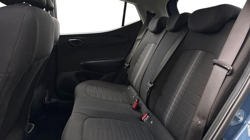 Used Hyundai i10 Advanced 2024 Blue Hatchback