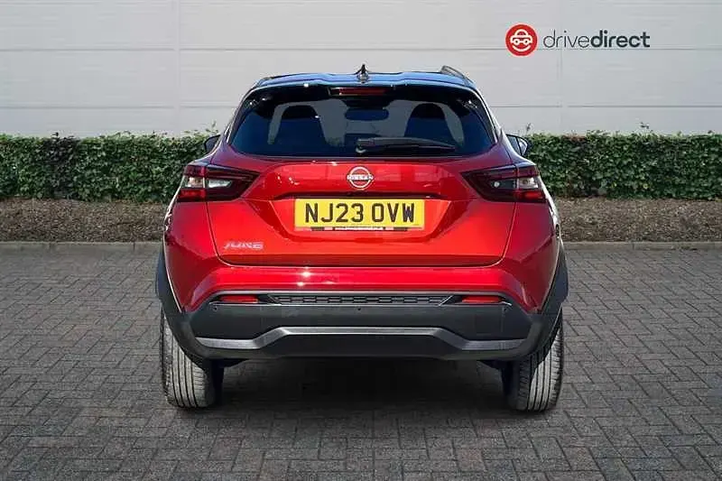 Used Nissan Juke N-Connecta 114 HP (83 kW) 2023 Red SUV