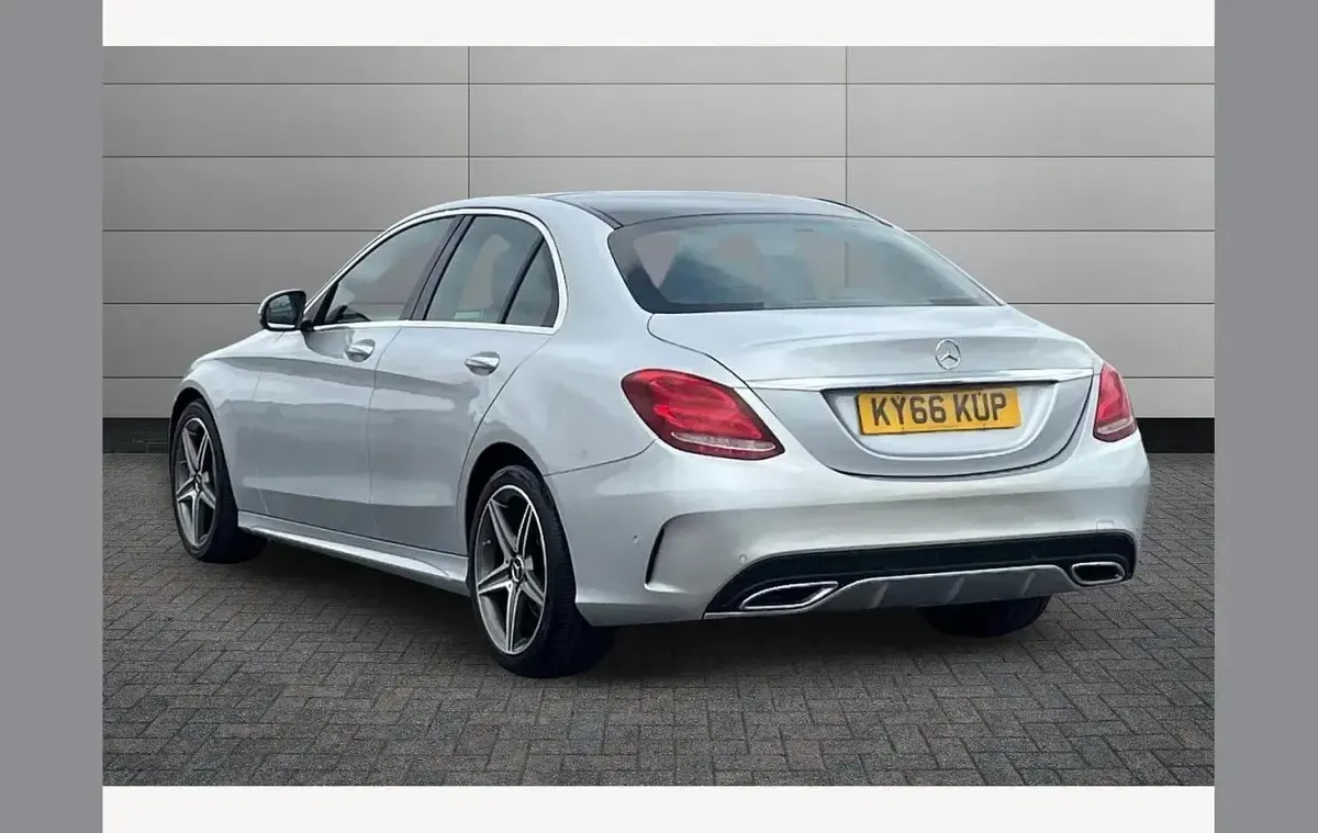 Used Mercedes C220 AMG Line Premium Plus 170 HP (125 kW) 2016 Iridium silver Sedan