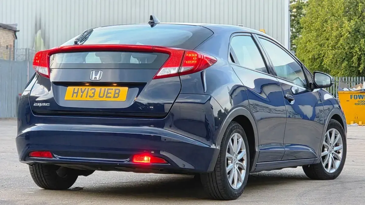 Used Honda Civic SE 100 HP (73 kW) 2013 Blue Hatchback