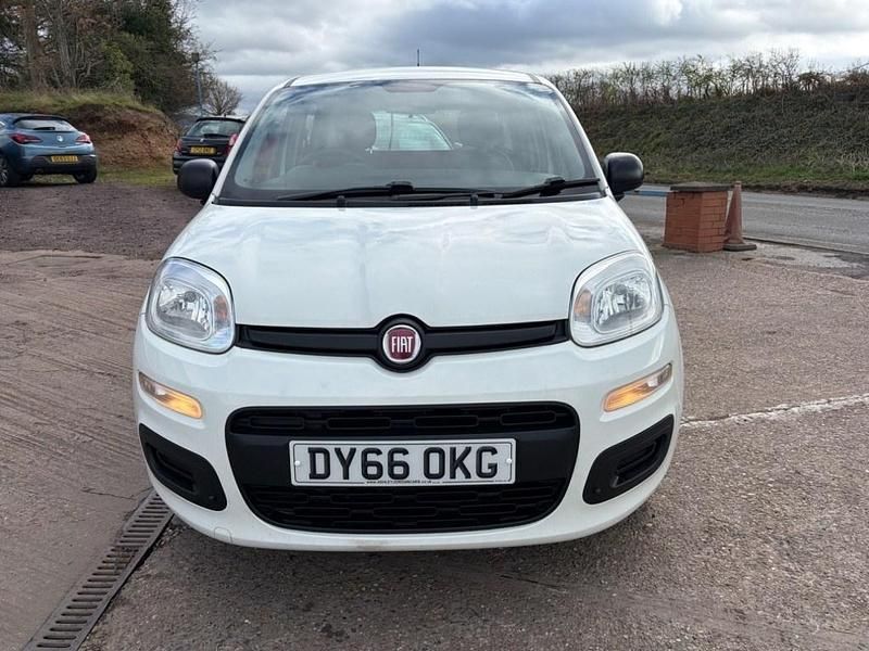 Used Fiat Panda Pop 69 HP (50 kW) 2016 White Hatchback