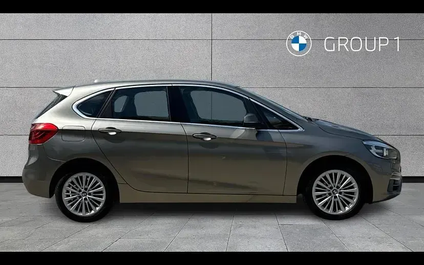 Used BMW 218 Active Tourer Luxury Line 148 HP (108 kW) 2017 Silver MPV