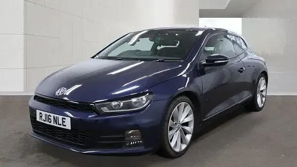 Usado VW Scirocco GT 125 CV (91 kW) 2016 Azul Coupe