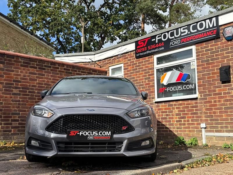 Used Ford Focus ST 2016 Grey Hatchback