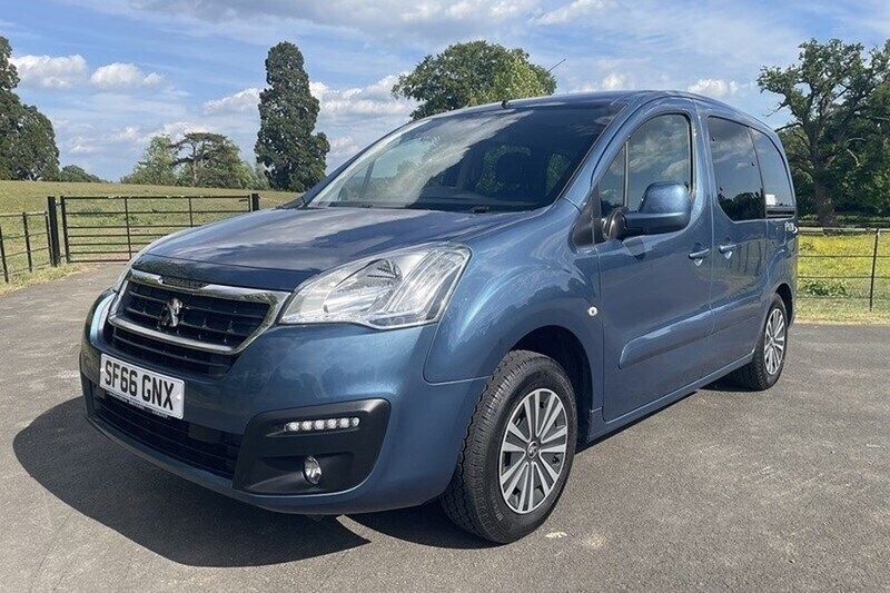 Blue Used 2016 Peugeot Partner Tepee Active MPV | £10,000 (Fair price) - Image 1/1