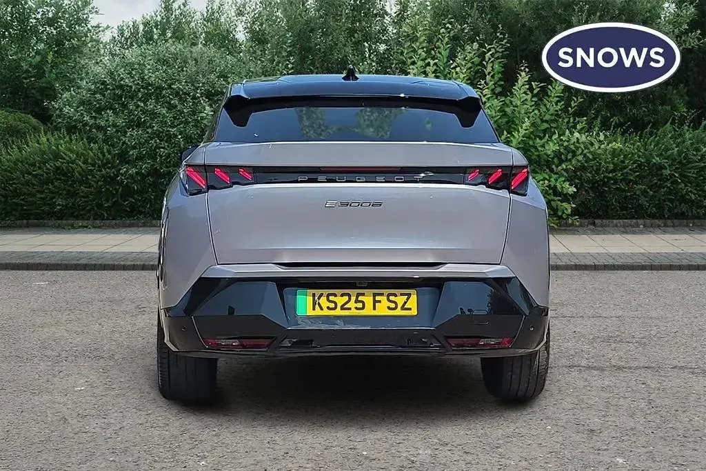 Used Peugeot e-3008 GT 11 kW (15 HP) 2025 SUV