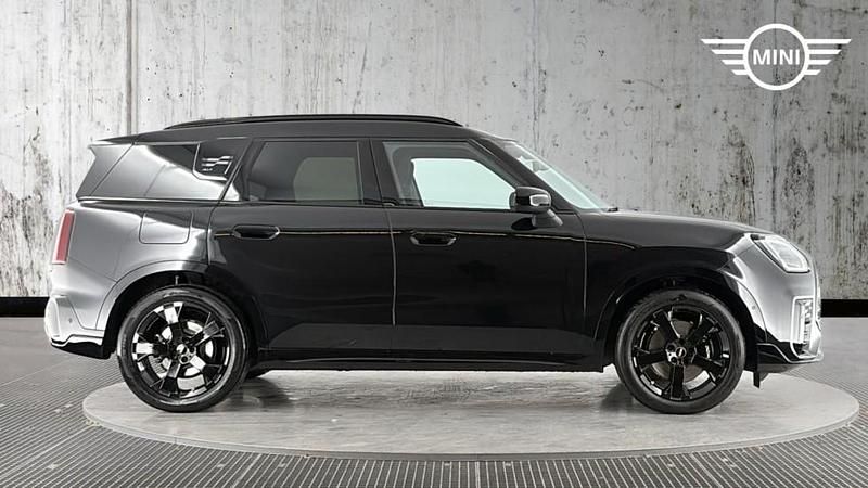 Used Mini Countryman Sport 300 HP (220 kW) 2025 Black SUV