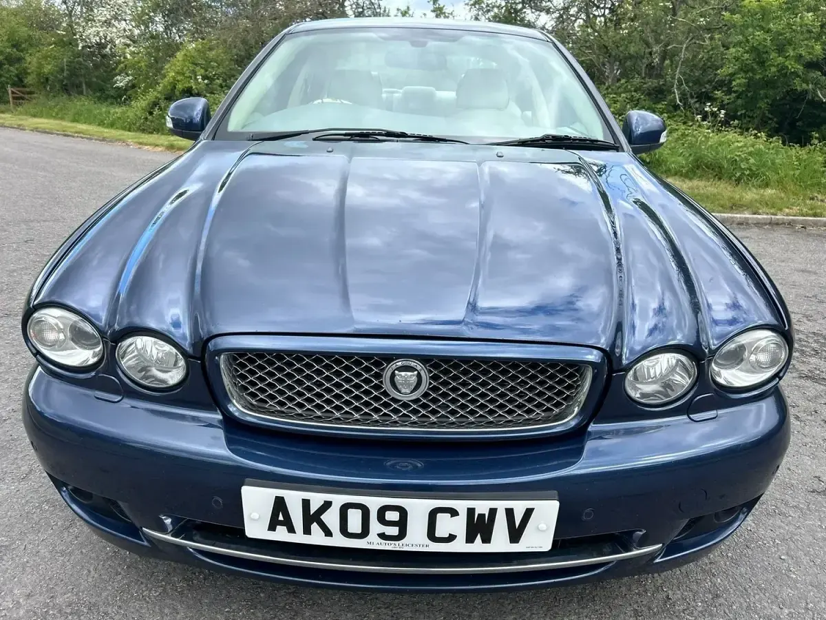 Used Jaguar X-type Sovereign 155 HP (114 kW) 2009 Blue Sedan