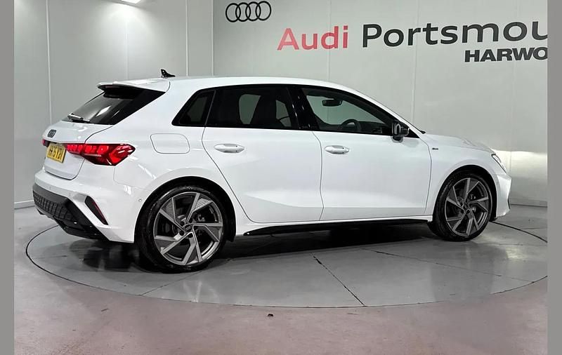 Used Audi A3 Black Edition 150 HP (110 kW) 2025 White Hatchback