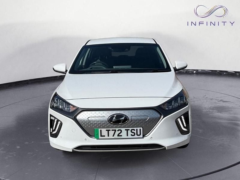 Used Hyundai Ioniq Premium SE 100 kW (136 HP) 2022 White Hatchback