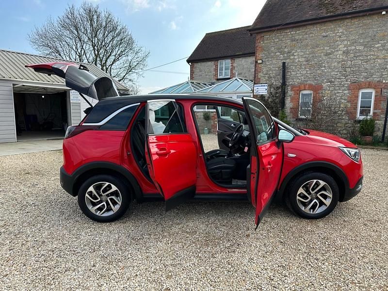 Used Vauxhall Crossland X S 2019 Red SUV