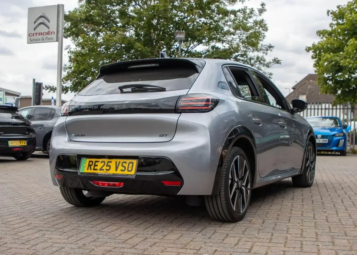 Used Peugeot e-208 GT 113 kW (154 HP) 2025 Grey Hatchback