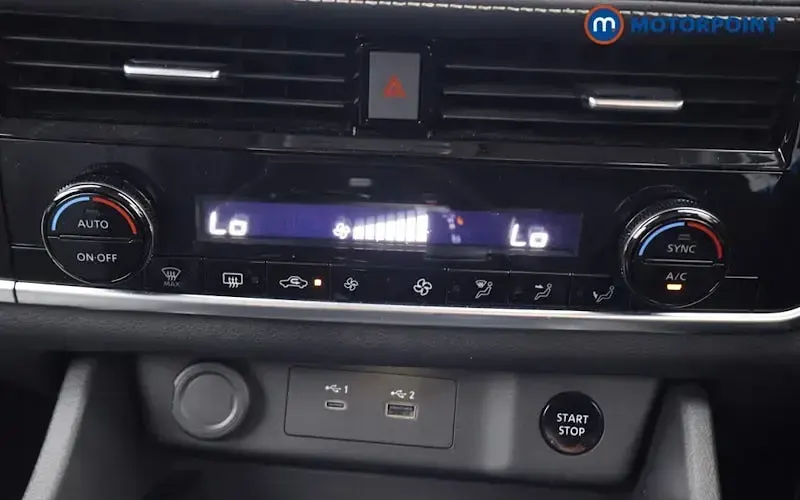 Used Nissan X-Trail Acenta Premium 213 HP (156 kW) 2023 Silver SUV