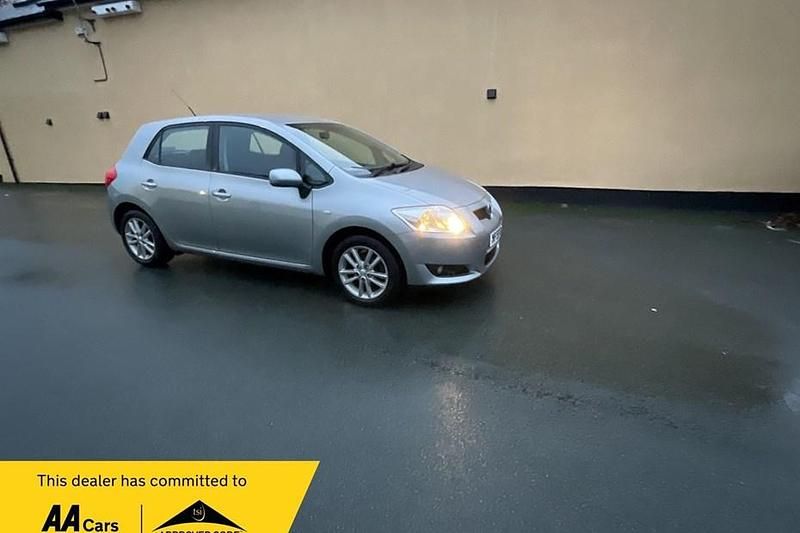 Used 2009 Toyota Auris | £2,495 (Fair price) - Image 1/1