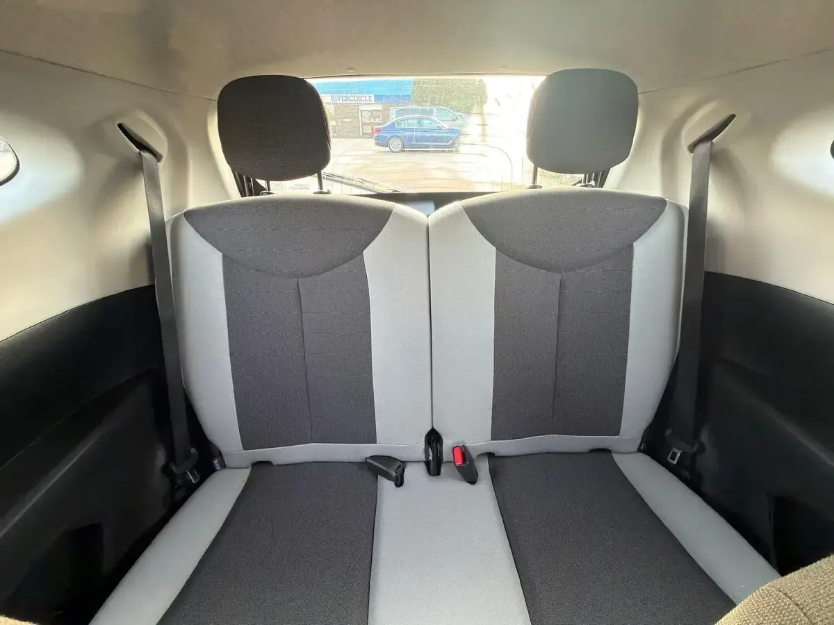 Used Toyota Aygo X-play 69 HP (50 kW) 2015 White Hatchback