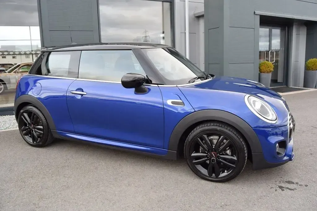 Used Mini Cooper Hatch 136 HP (100 kW) 2020 Blue Hatchback