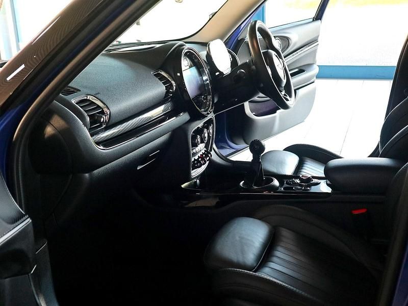 Used Mini Cooper Clubman Exclusive 2020 Starlight blue/black Estate