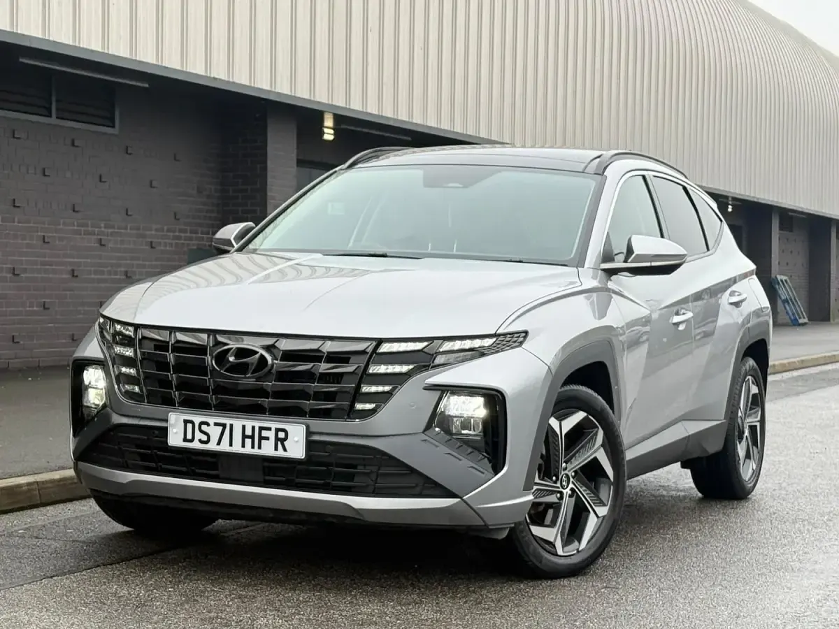 Używany Hyundai Tucson Ultimate 230 KM (169 kW) 2022 Srebrny SUV