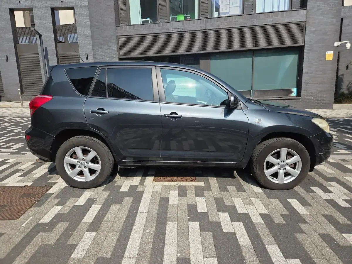 Used Toyota RAV4 150 HP (110 kW) 2008 Grey SUV