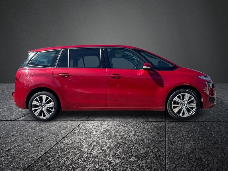 Used Citroën Grand C4 Picasso SELECTION 2016 Red MPV