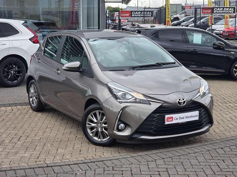 Other Used 2017 Toyota Yaris Hatchback | £8,998 (Fair price) - Image 1/4