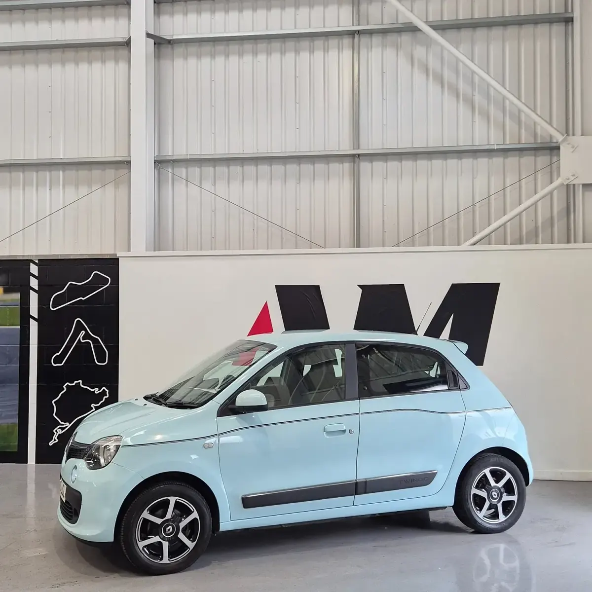 Used Renault Twingo Dynamique 70 HP (51 kW) 2015 Blue Hatchback