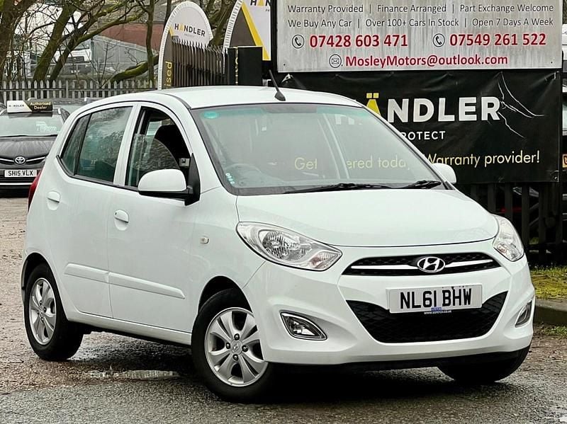 Used Hyundai i10 Active 86 HP (63 kW) 2011 White Hatchback