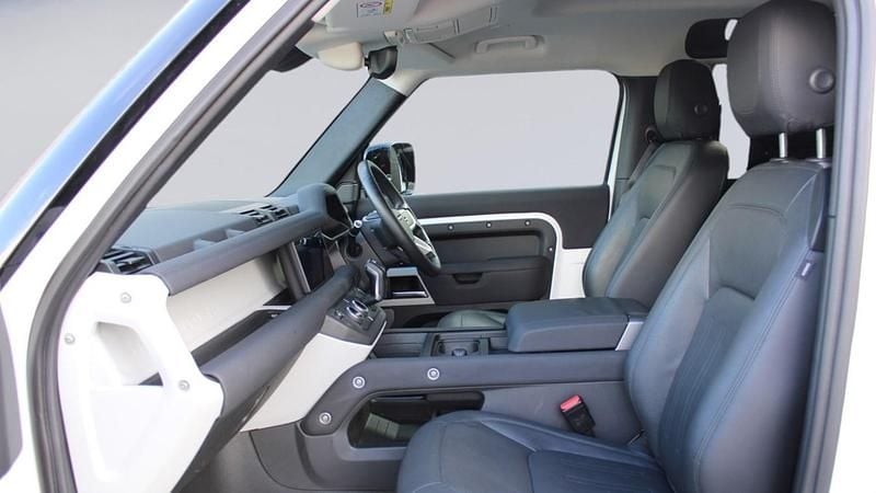Used Land Rover Defender SE 2022 White Estate