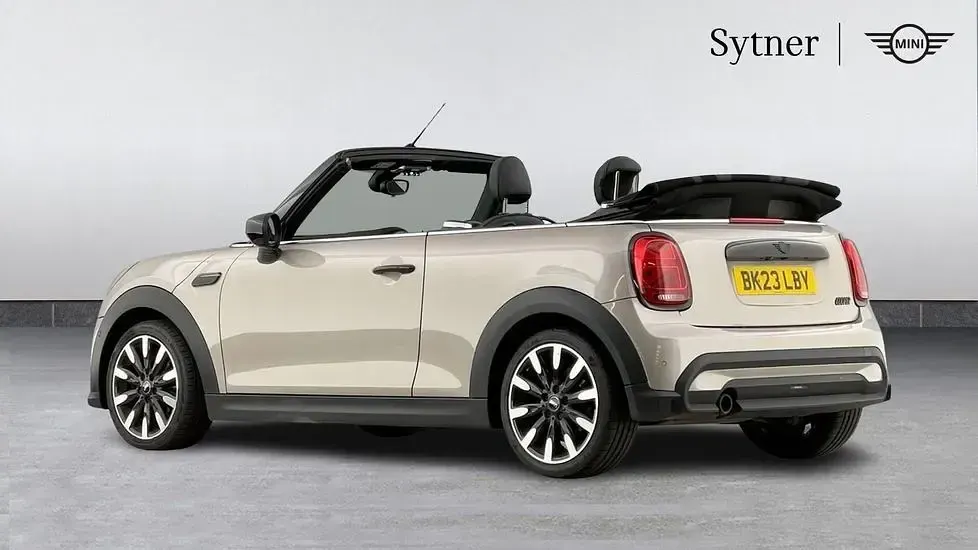 Used Mini Cooper Cabriolet Exclusive 134 HP (98 kW) 2023 Grey Cabriolet
