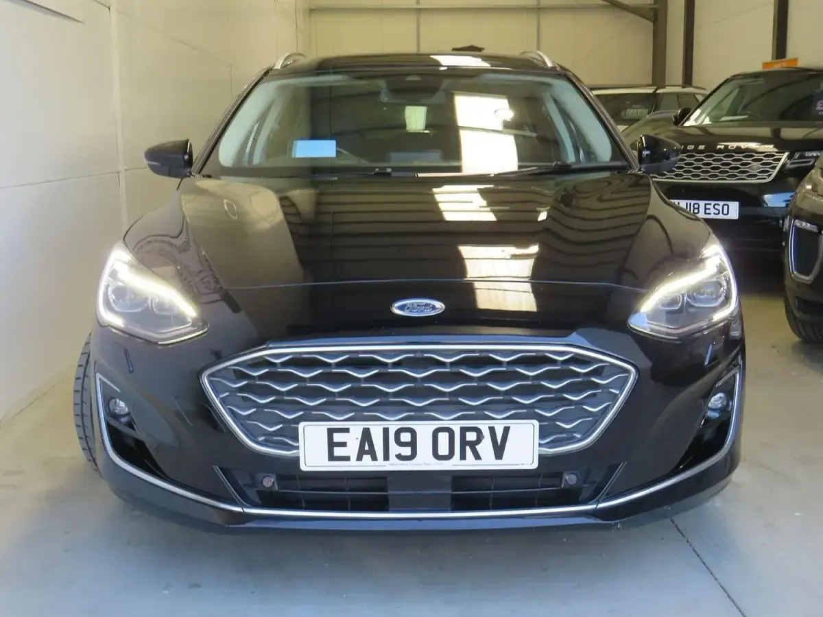 Used Ford Focus Vignale 150 HP (110 kW) 2019 Black Estate
