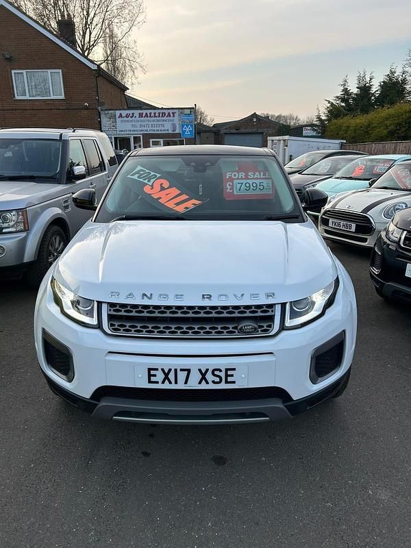 Used Land Rover Range Rover evoque SE 150 HP (110 kW) 2017 White Estate