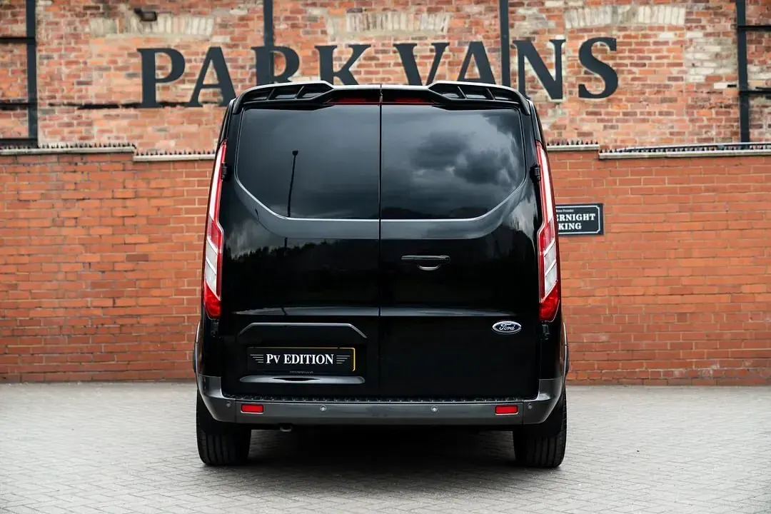 Used Ford Transit Custom Active 130 HP (95 kW) 2021 Black Van