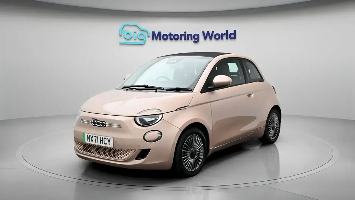 Używany Fiat 500e Icon 86 kW (118 KM) 2021 Złoty Kabriolet