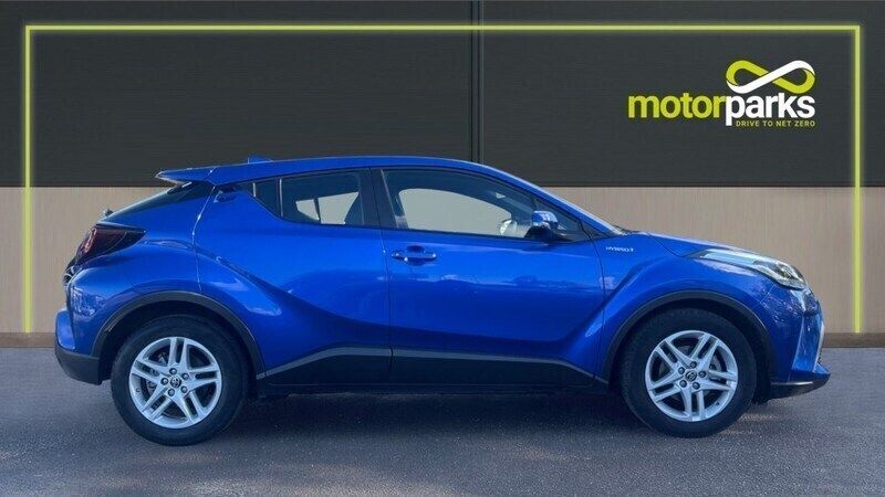 Used Toyota C-HR 122 HP (89 kW) 2021 Nebula blue metallic SUV